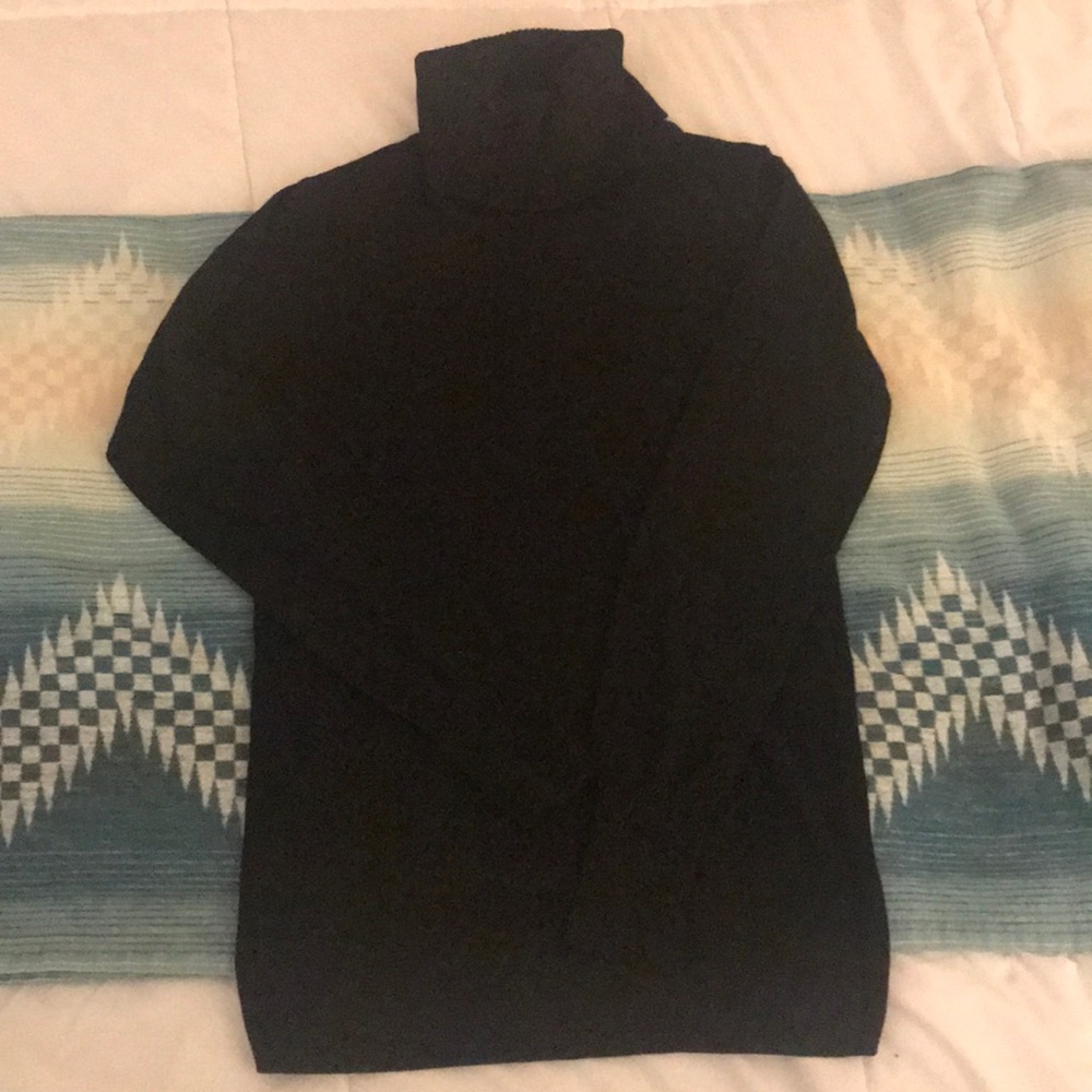Lulu’s Women’s Turtle Neck - S Black